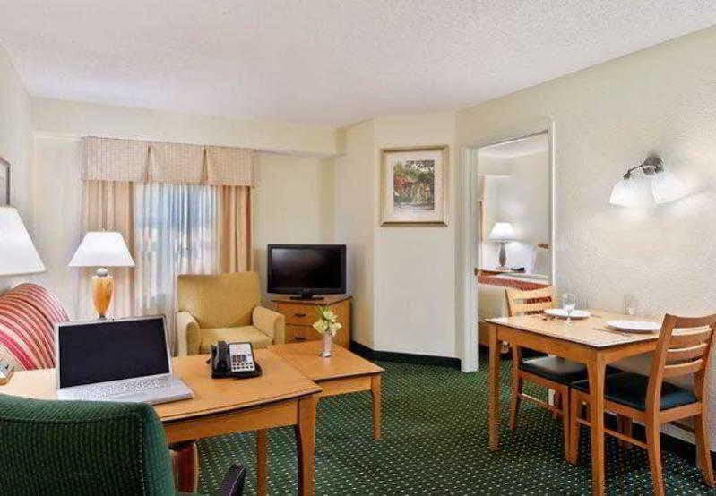 Residence Inn By Marriott Detroit / Novi Ngoại thất bức ảnh